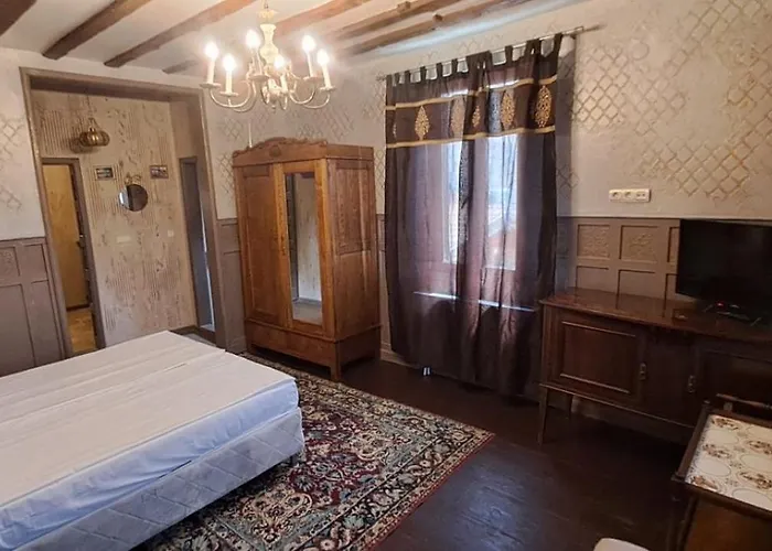 къща старопрестолна Gæstehus